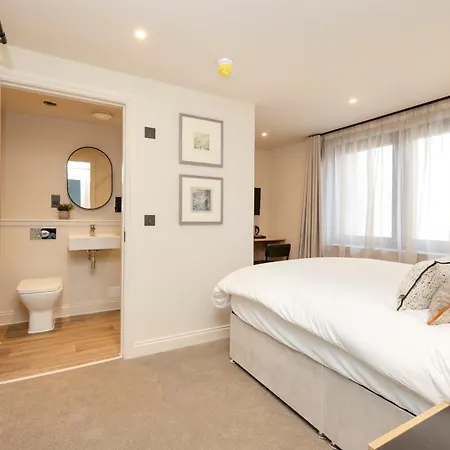 Joivy Royal Mile Apartahotel Edimburgo
