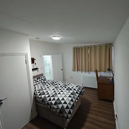 En Longstone Homestay *