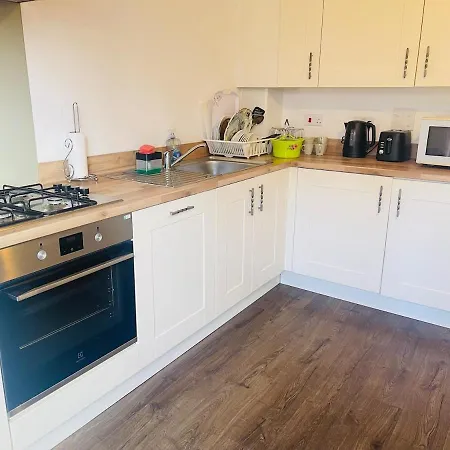 Holiday home Quiet Free Parking Near Pentland Hills Edinburgh