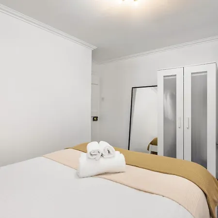Cowgate's Little Hideout With Free Parking Vakantiehuis *