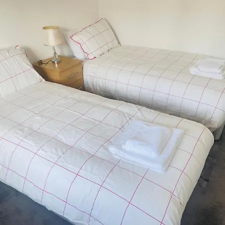 Holiday home Quiet Free Parking Near Pentland Hills *