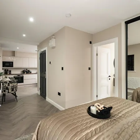 Aparthotel Sovo - South Lane - Centre Edinburgh