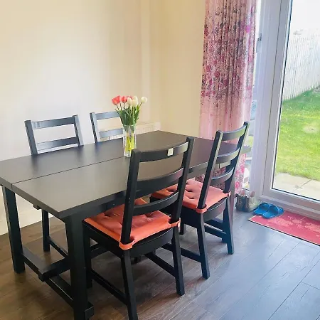 Quiet Free Parking Near Pentland Hills * Edinburgh