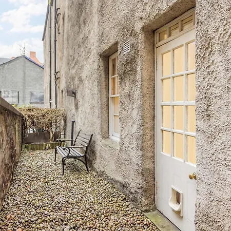 Cowgate's Little Hideout With Free Parking Edimburgo