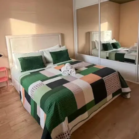 5 Bed House Sleeps10 Free Parking Pets Centre * 爱丁堡