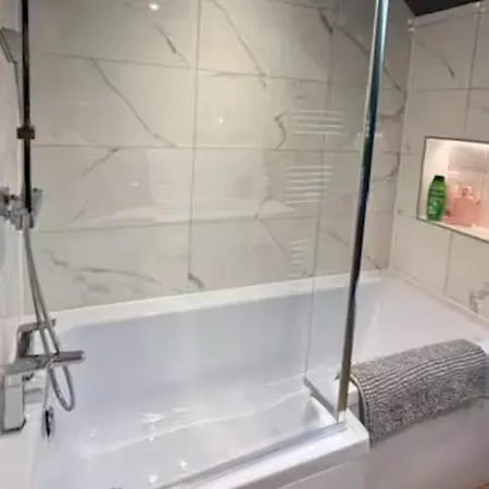 度假居 5 Bed House Sleeps10 Free Parking Pets Centre 爱丁堡