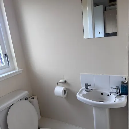 3 Floors, 4 Bedroom House With A Private Driveway!