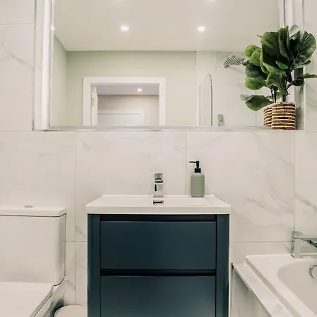 Stylish 2 Bed Centre With Parking Дом отдыха *