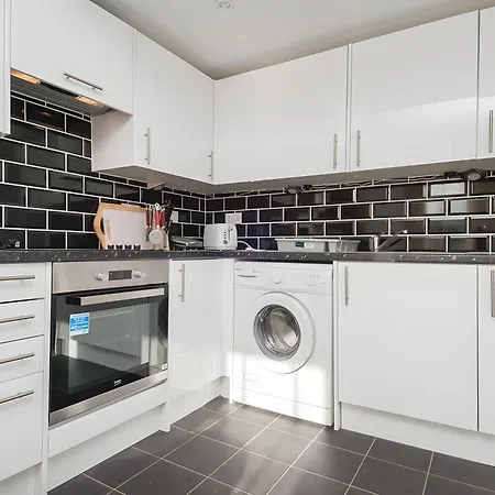 3 Bedroom Next To Royal Mile & Castle