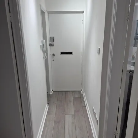 Cozy 2bdr Close To Free Parking Fast Wi-fi Appartement *