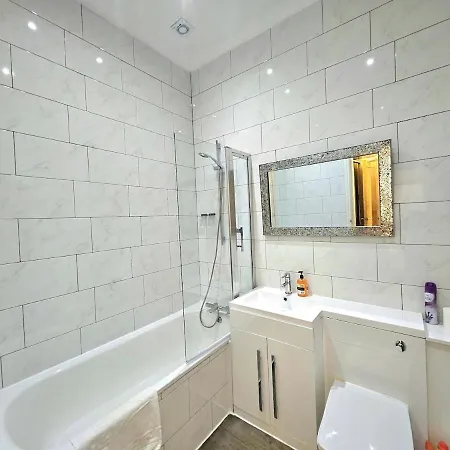 Stellar - 2 & 3 Bedroom *