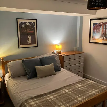 公寓 Welcoming And Homely 2 Bed In Location