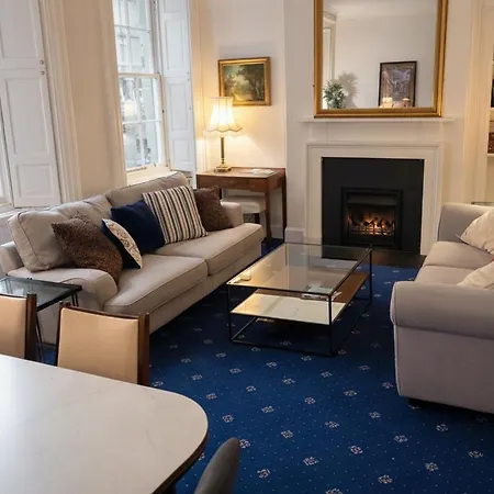 Be In The Front Row - Royal Mile 3 Bedroom شقة إدنبرة