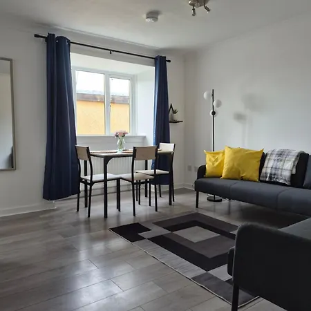 Lägenhet Cozy 2bdr Close To Free Parking Fast Wi-fi