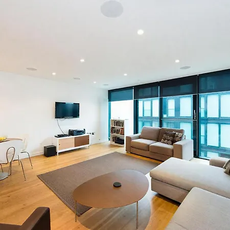 Newly Luxury Nests - Location Apartment