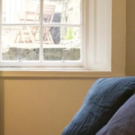 Main Door Flat With Private Garden Center Apartment *