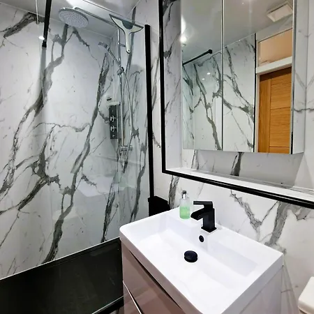 Centre Of Edinburgh's Historic Old Town - Blair Street - Sleeps 4 Appartement