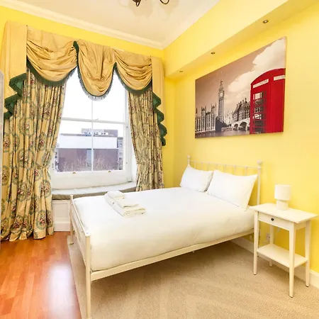 Lägenhet Stylish Southside Flat Near Old Town *