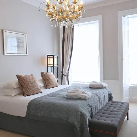 The Fetlock At Hill Square Edinburgh