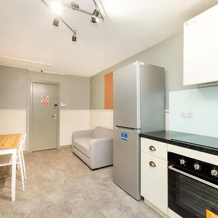 Meadow Court אדינבורו
