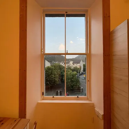 Flat, Arthur Seat View, Walking Distance To Castle Apartment Edinburgh