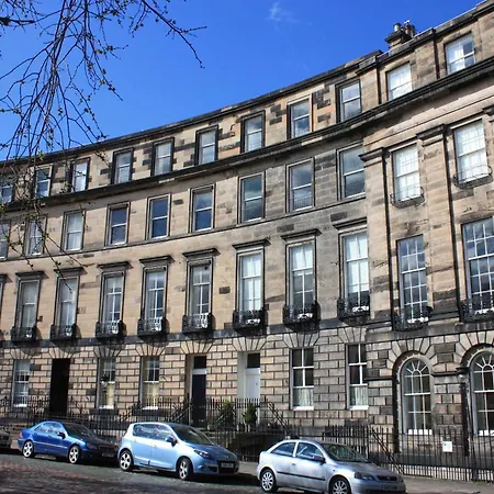 1 Bedroom In Historic Georgian Townhouse Edinburgh