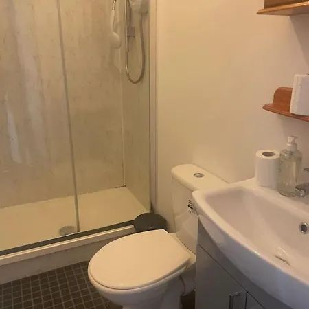 Edi - - 3 Bedroom * Edinburgh