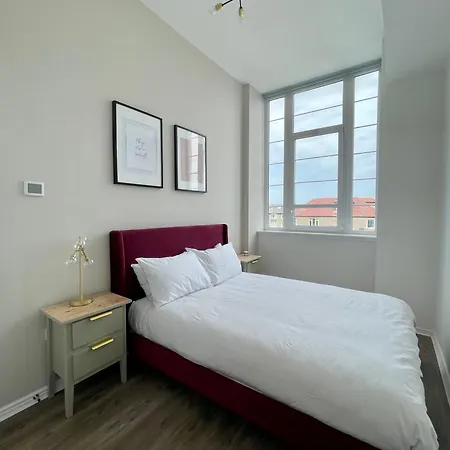 Apartment White Loft - Modern Flat Close To The Centre