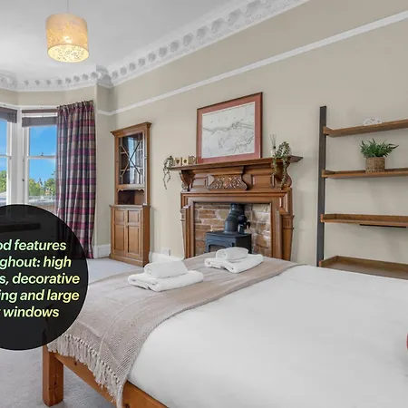 Victorian Apartment, Walk To Old Town, Sleeps 8 Edinburgh