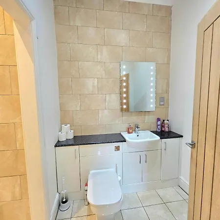 Stellar - 2 & 3 Bedroom 아파트