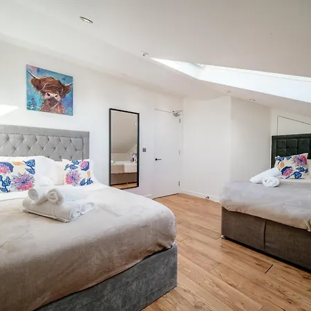 Apartman Duplex Penthouse - 10 Guests 7 Beds 15' Centre