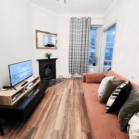 Old Town Castle Apartment Edinburgh