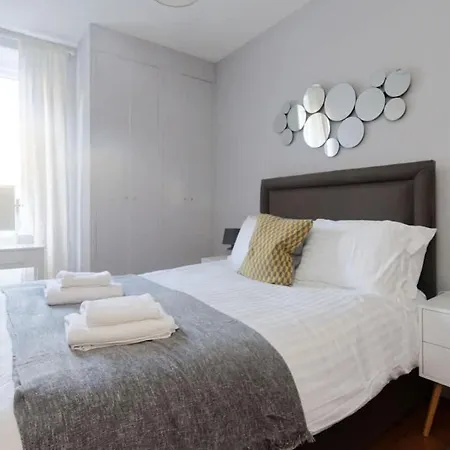 Cosy And Chic Quiet In Leith *