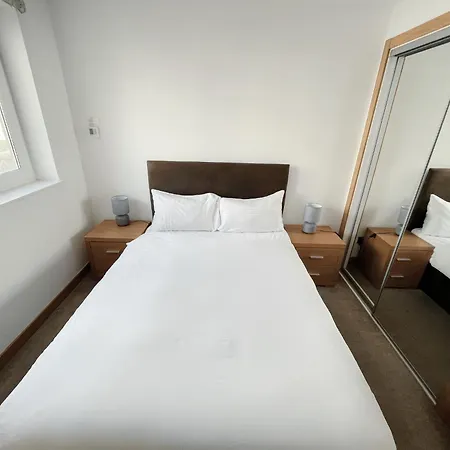 Apartment Harbour Front