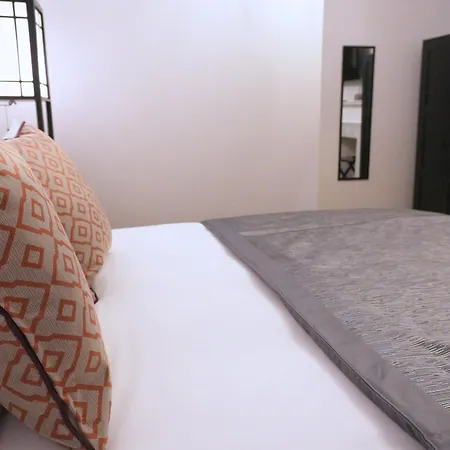 Apartment The Fetlock At Hill Square Edinburgh