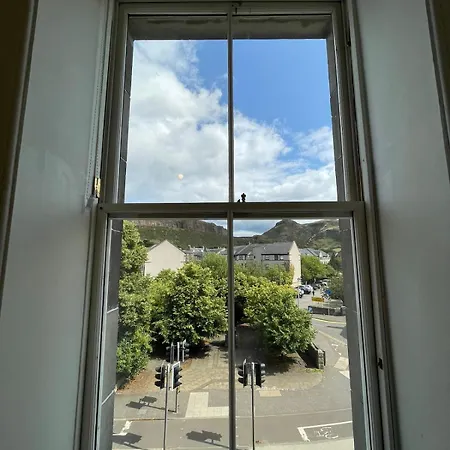 Flat, Arthur Seat View, Walking Distance To Castle Apartment Edinburgh