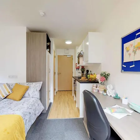 For Students Only Haymarket In - Close To Haymarket Station