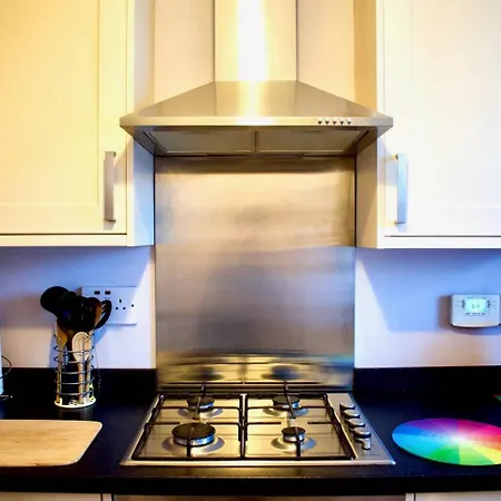 Lägenhet Welcoming And Homely 2 Bed In Location Edinburg