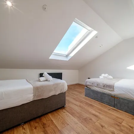 Duplex Penthouse - 10 Guests 7 Beds 15' Centre * Edinburgh