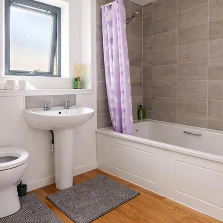 Anna Flat-family Near Royal Infirmary Free Parking 아파트 *