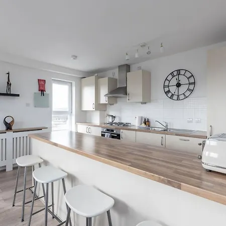 The Britannia Abode Apartment *