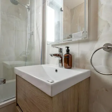 Barnton Grove Getaway Apartment *