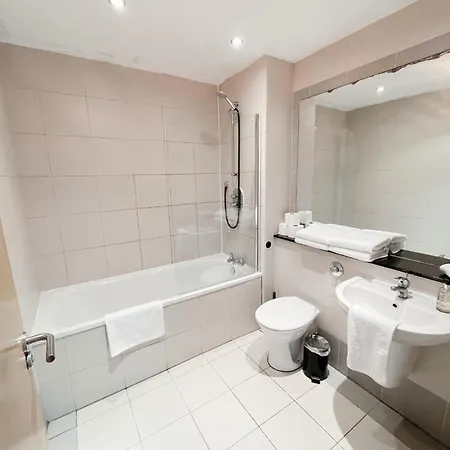 Harbour Front With Free Parking * Edinburgh