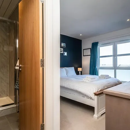 Bright Floor Haven Modern 2br In - Pass The Keys * Edinburgh