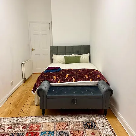 Luxurious Victorian 3 Bed Flat In The Heart Of 에든버러