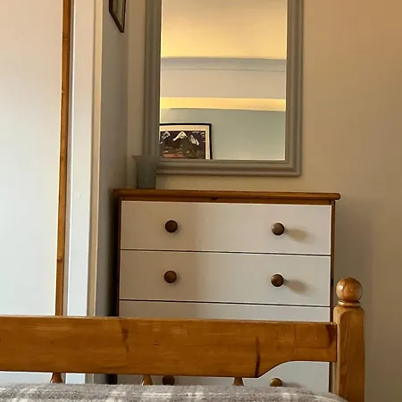 Welcoming And Homely 2 Bed In Location Apartment