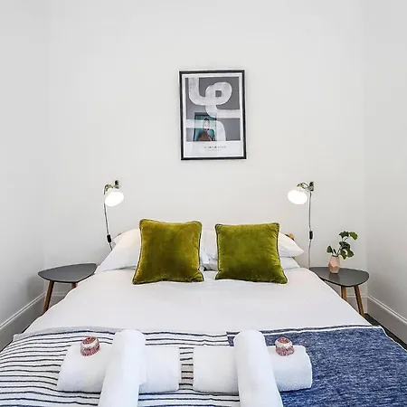 Modern - 2br Flat Near Easter Road Stadium Apartmán *