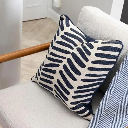 1 Bed In The Heart Of Grassmarket With Castle Views Apartment