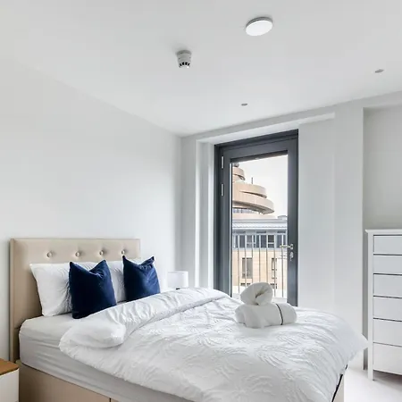 Bnbnova - Royal Mile & Castle - 3br 2ba Penthouse Apartment Edinburgh