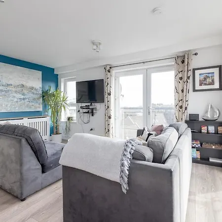 The Britannia Abode Apartment *